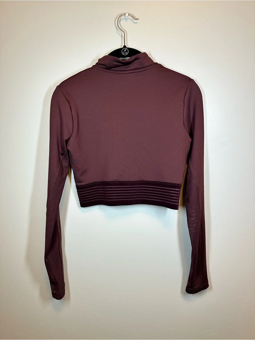 Nike Dri-FIT Cropped Zip Jacket in Burgundy